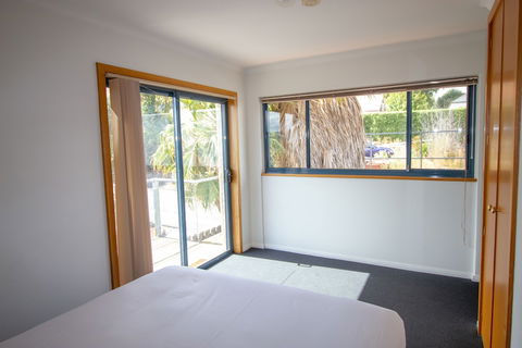 96 On Arthur Apartments - Accommodation Yamba 4