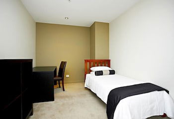 Astra Apartments - Docklands - Accommodation Yamba 3