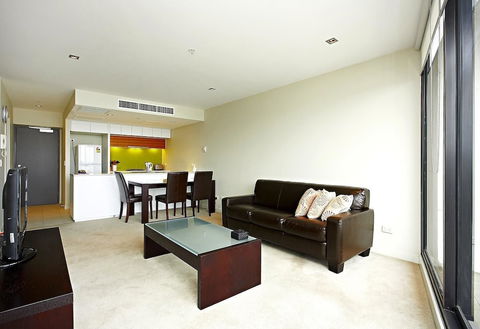 Astra Apartments - Docklands - Accommodation Yamba 4