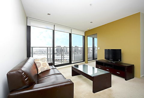 Astra Apartments - Docklands - Accommodation Yamba 6