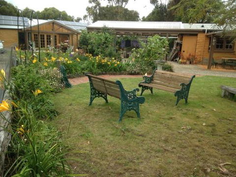 Mud Hollow Barn - Accommodation Yamba 2