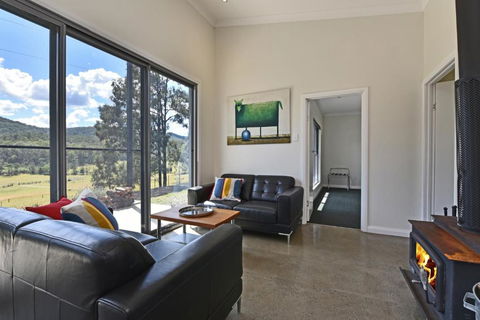 Valle Laguna - Accommodation Yamba 3