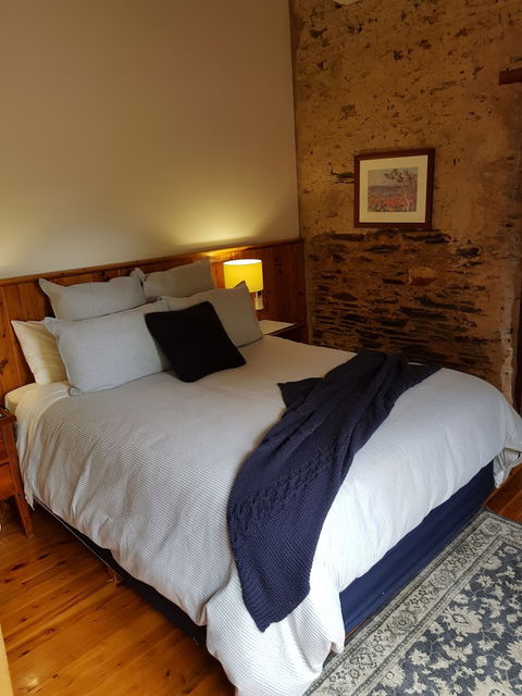 William Hunts Retreat Cypress Studio - Accommodation Yamba 3