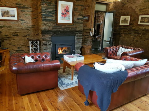 William Hunts Retreat Cypress Studio - Accommodation Yamba 2