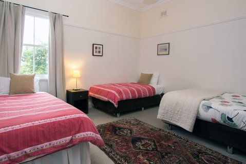 Lone Pine Farmhouse - Accommodation Yamba 5