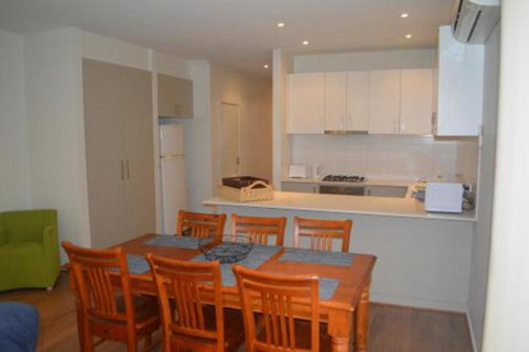 Family Friendly Unit - Accommodation Yamba 6