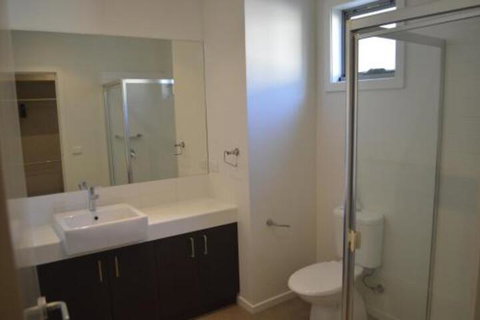 Family Friendly Unit - Accommodation Yamba 7