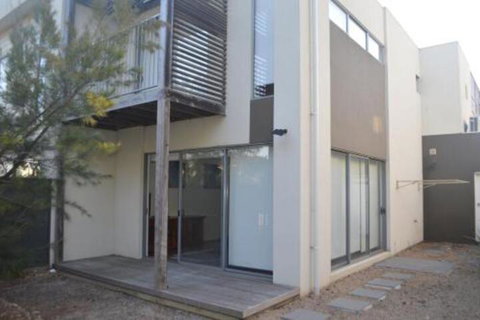 Family Friendly Unit - Accommodation Yamba 3