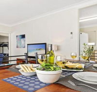 Summer Breeze clean  simple 200m to beach - Accommodation Yamba