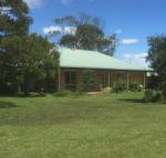 At HOME on HOLMES - Accommodation Yamba