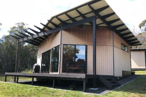 BAY Of FIRES ECO HUT Off Grid Experience At Binalong Bay - Accommodation Yamba 2