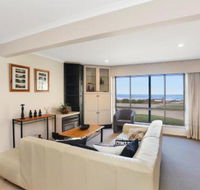 Right on the Beach at Moana - Accommodation Yamba