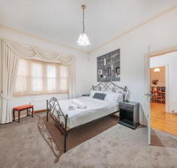 Camberwell Bright  Camberwell 5Bedder 2Bath Huge Classy Family home - Accommodation Yamba