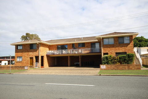 Pacific Court Coffs Harbour NSW - Accommodation Yamba 1