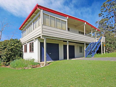 REST ASHORE At MOLLYMOOK - Accommodation Yamba 3