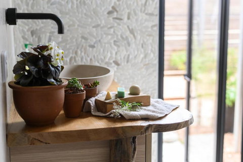 Hutton Vale Farm JHA Stone Cellar - Accommodation Yamba 5