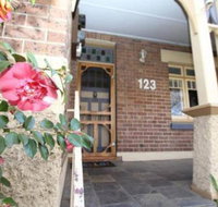 123 Hill St. Heart of Orange Double Brick - Accommodation Yamba
