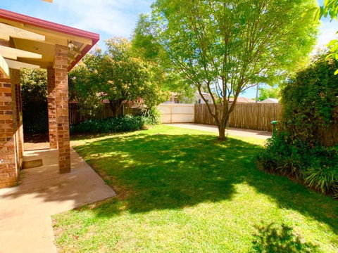 123 Hill St. Heart Of Orange Double Brick - Accommodation Yamba 4
