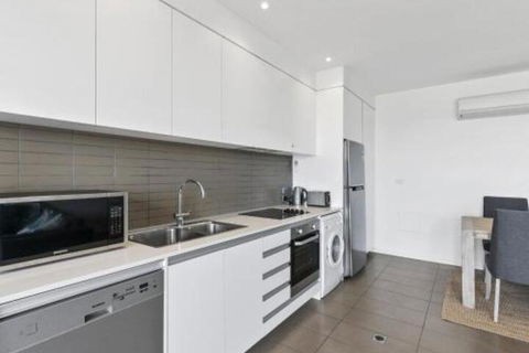 WATERFRONT SEVEN In The Heart Of Lorne - Accommodation Yamba 4