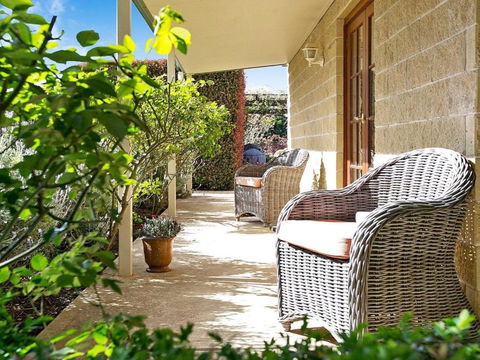 Sinden Park Garden Swimming Pool Rural Vistas - Accommodation Yamba 2