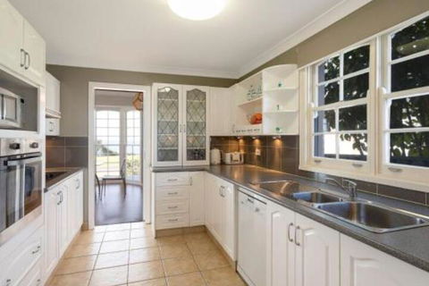 31 McMillan Crescent - Accommodation Yamba 4