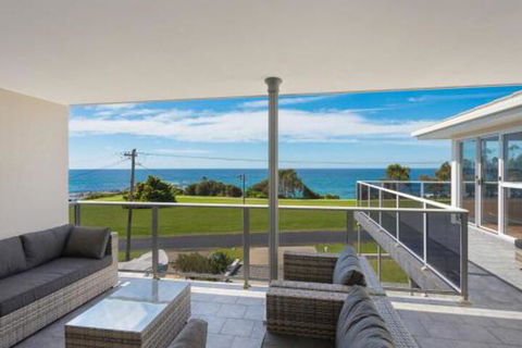 31 McMillan Crescent - Accommodation Yamba 2