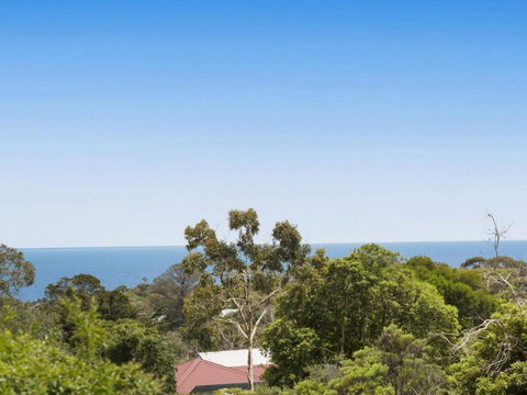 LANIKAI MOUNT MARTHA - Accommodation Yamba 5