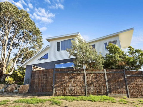 LANIKAI MOUNT MARTHA - Accommodation Yamba 2