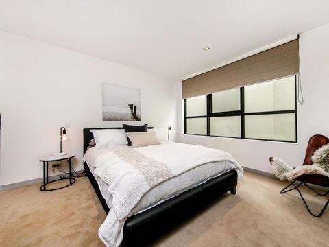 NORTH POINT RETREAT MORNINGTON - Accommodation Yamba 2