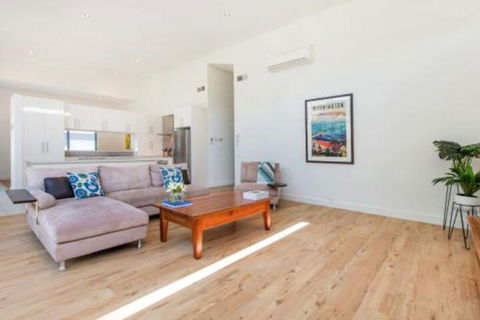 PALM COURT RETREAT MORNINGTON - Accommodation Yamba 4