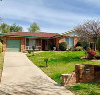 Tidy Home in a Leafy Suburb Great Location - Accommodation Yamba