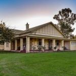The Jazz B & B - Accommodation Yamba 0