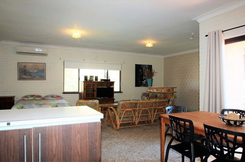 Pine Villas Walk To Beach Ocean Views - Accommodation Yamba 4