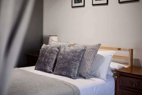 Spacious 1BD 50m From Chapel Street - Accommodation Yamba 2