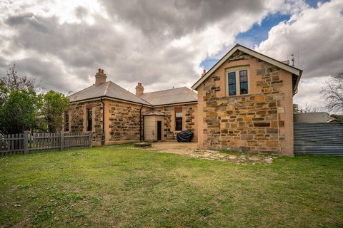 Post Office Residence - Accommodation Yamba 5