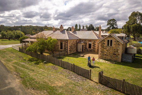 Post Office Residence - Accommodation Yamba 2