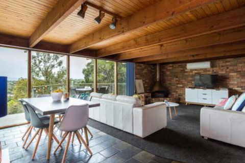 The View - Accommodation Yamba 1