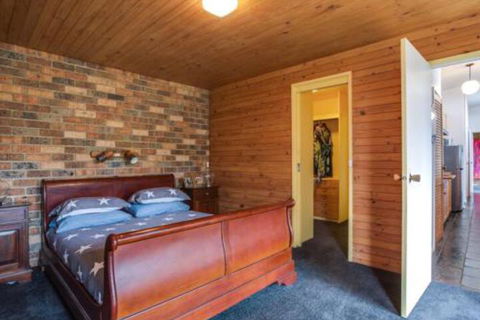 The View - Accommodation Yamba 5