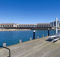 Quality Suites Crest Mandurah - Accommodation Yamba