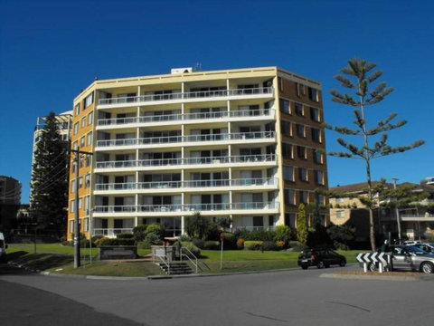 Beachpoint Unit 101 28 North Street - Accommodation Yamba 2