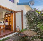 SEAVIEWS MORNINGTON.... - Accommodation Yamba