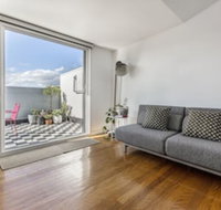 Fabulous Fitzroy Converted Warehouse - Accommodation Yamba