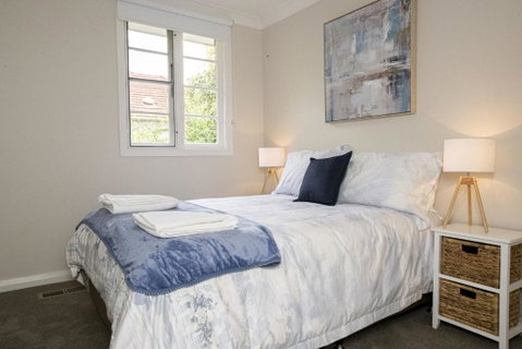 Rose Cottage Charming Double Brick Near Cook Park & CBD - Accommodation Yamba 5