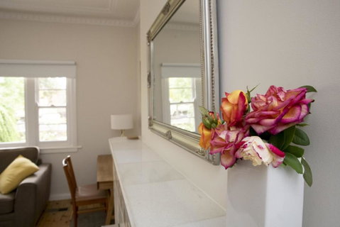 Rose Cottage Charming Double Brick Near Cook Park & CBD - Accommodation Yamba 2