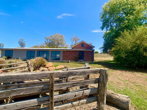 The Daydawn Dairy Perched High Simple Living & What A View! - Accommodation Yamba 3