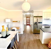 Modern Majestic everything you need private location - Accommodation Yamba