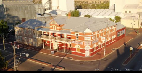 Riverside Hotel - Accommodation Yamba 5