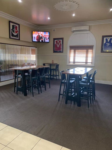 Riverside Hotel - Accommodation Yamba 3