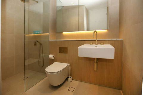 Top Notch 1 Bedroom 201 CALIBRE - Accommodation Yamba 3