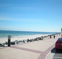 Glenelg Holiday Corporate Accommodation - Accommodation Yamba